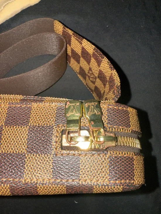 Louis Vuitton Damier Ebene Brown Crossbody Bag / Geronimos bum bag - Picture 4 of 7